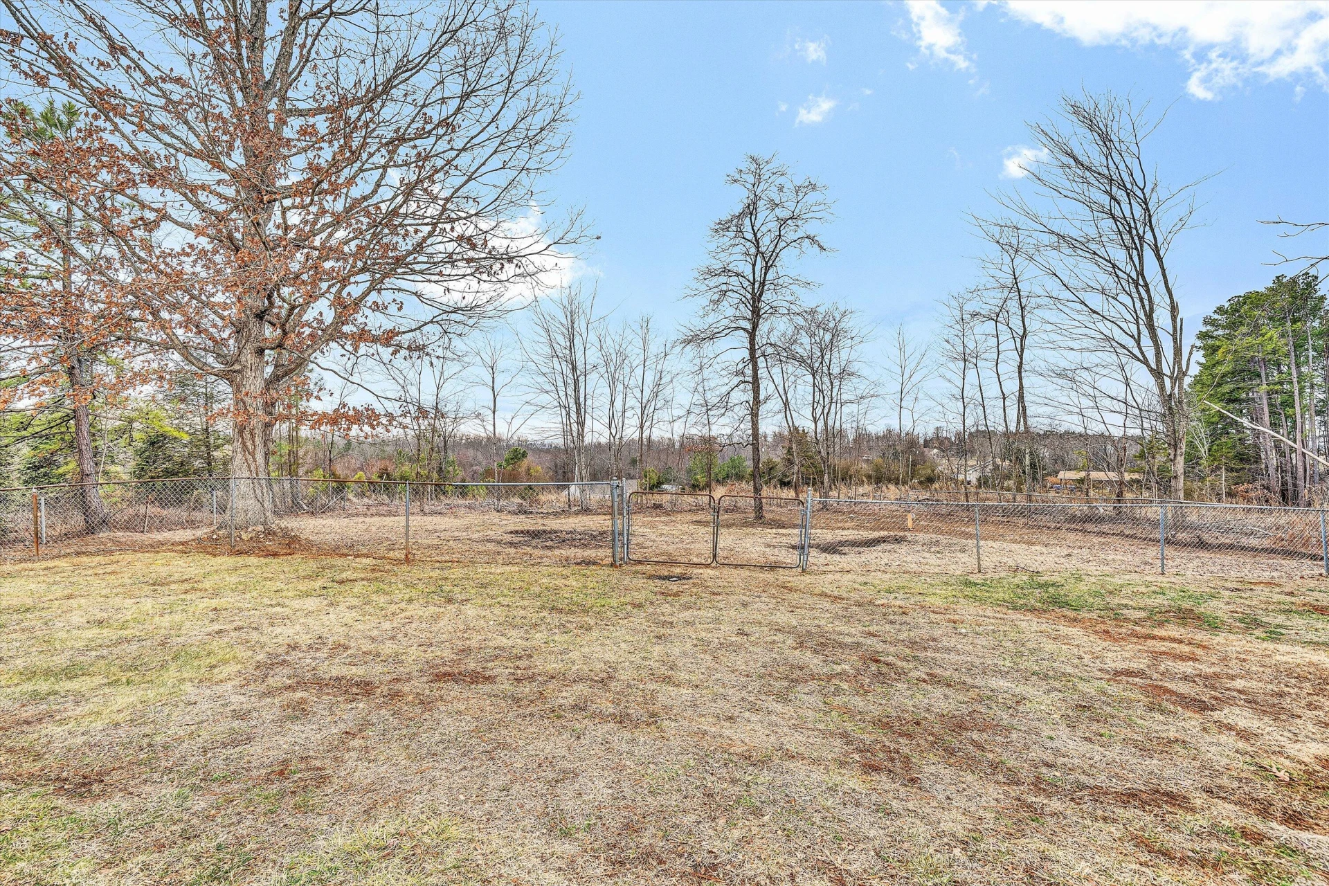 5050 Stewartsville RD - Photo 32