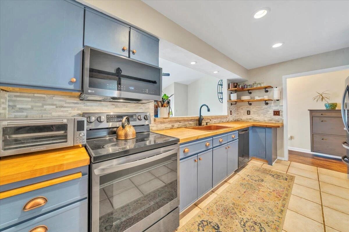 93 Peninsula Point DR #B-5 - Photo 11