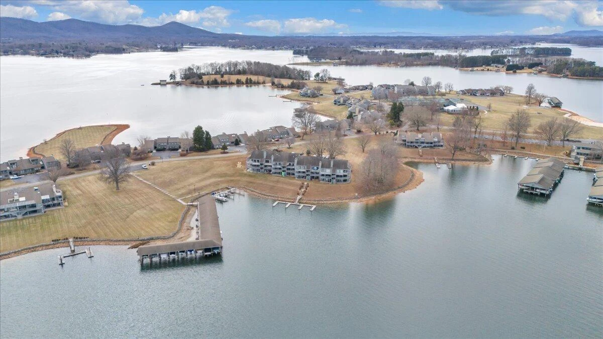 93 Peninsula Point DR #B-5 - Photo 43