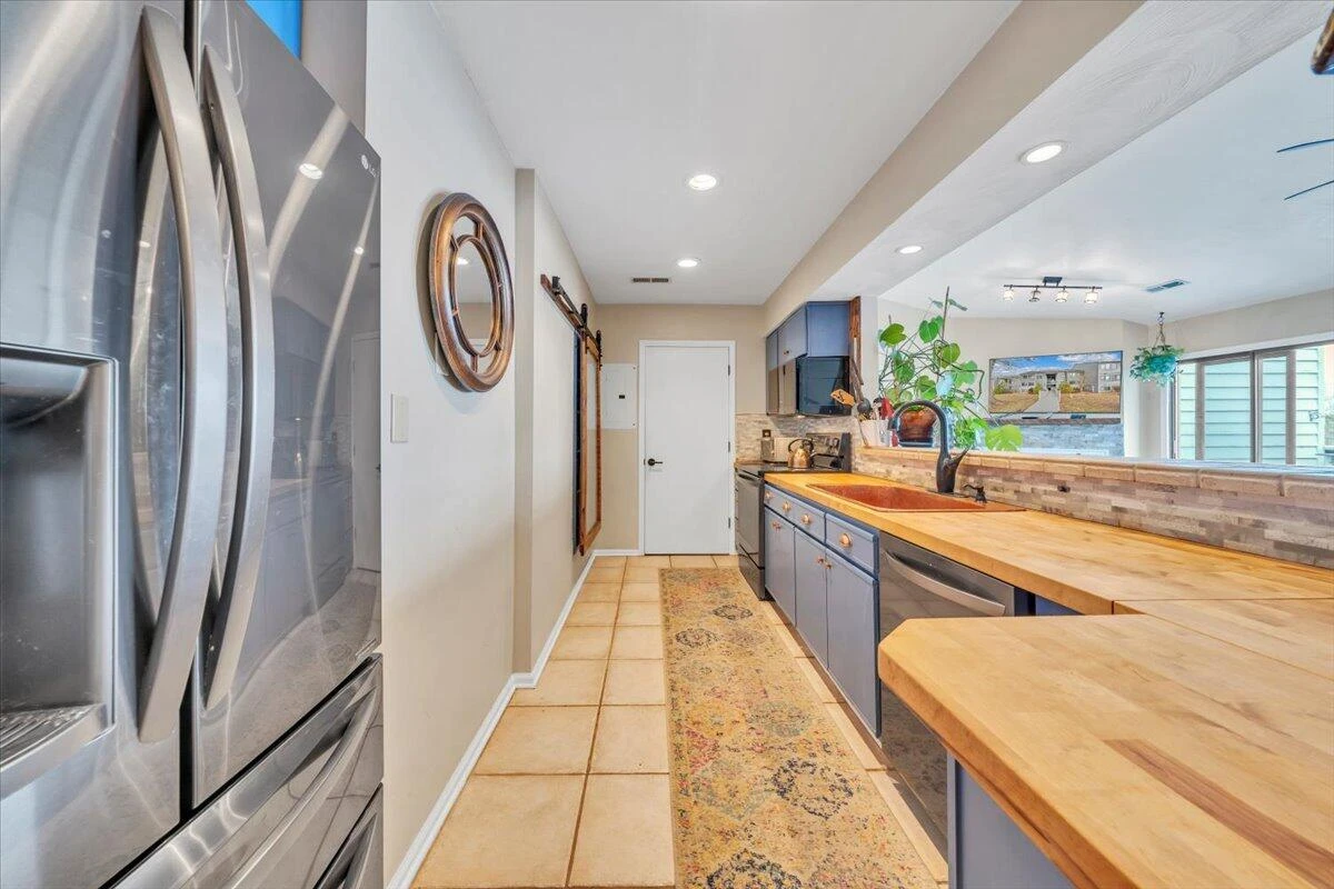 93 Peninsula Point DR #B-5 - Photo 7