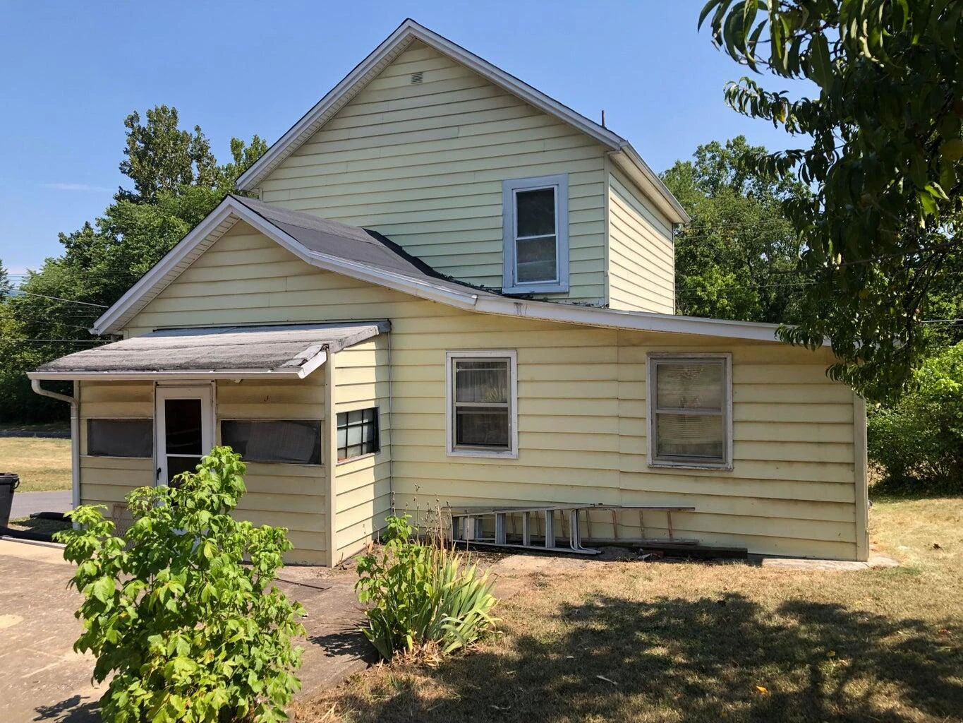 637 Verge ST - Photo 4