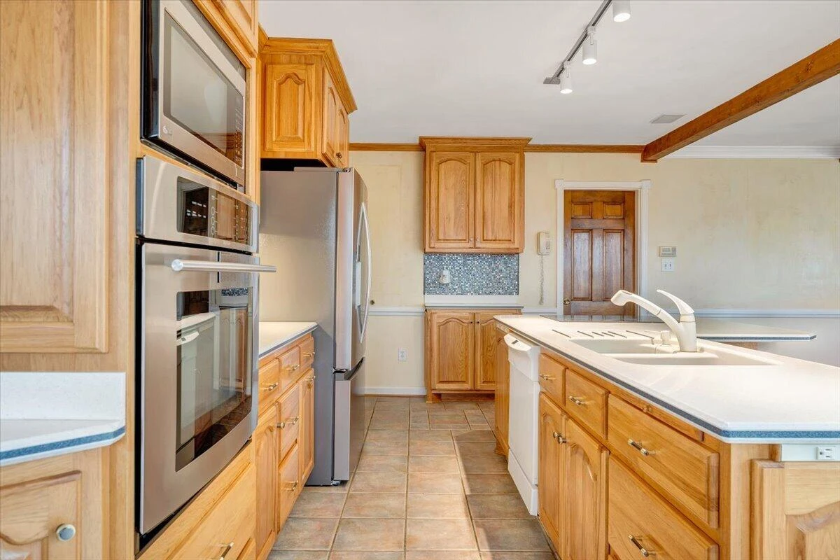5127 Hunting Hills DR - Photo 22