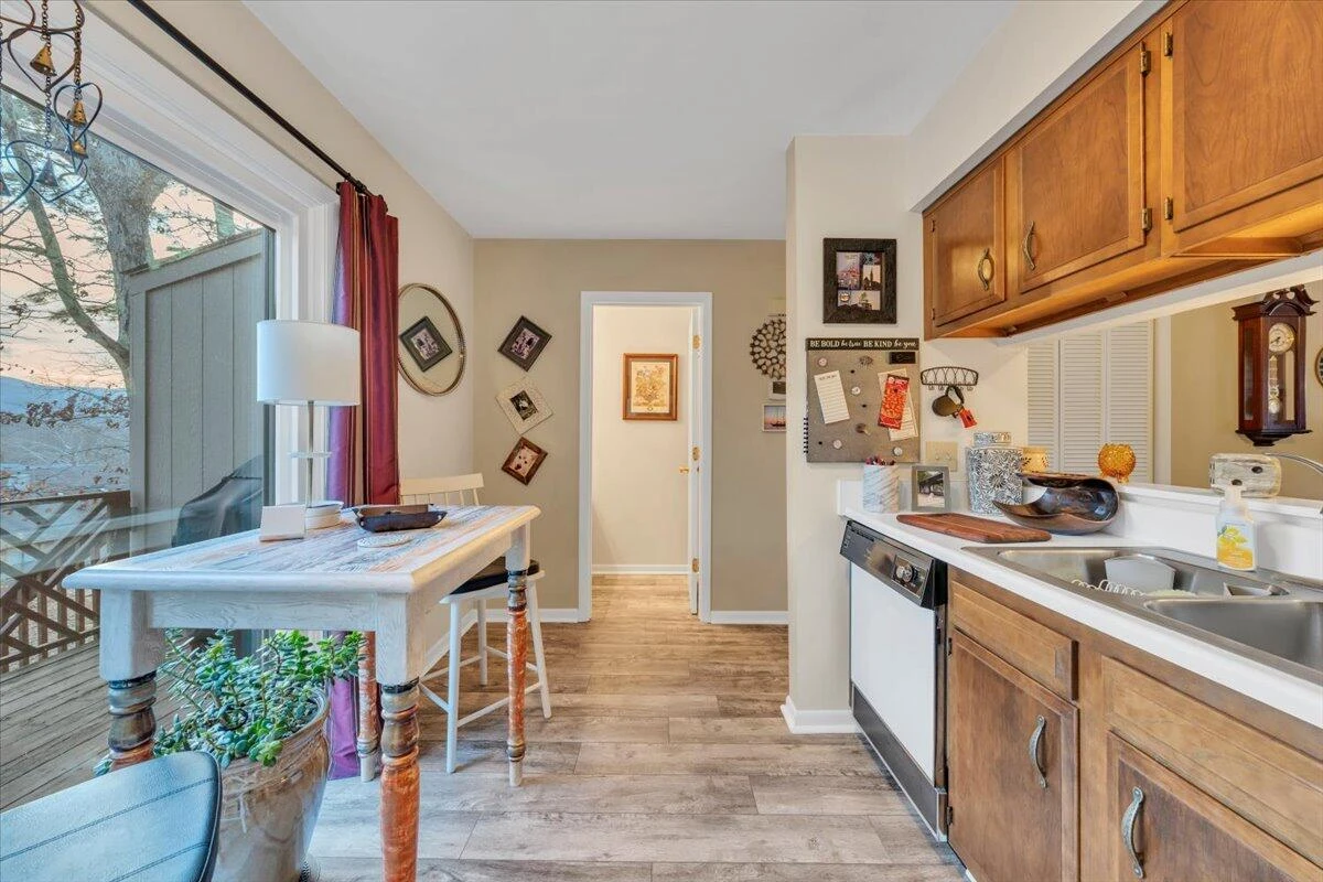 7239 Woods Crossing - Photo 13