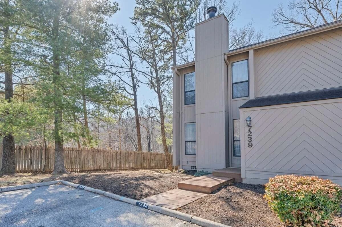 7239 Woods Crossing - Photo 4