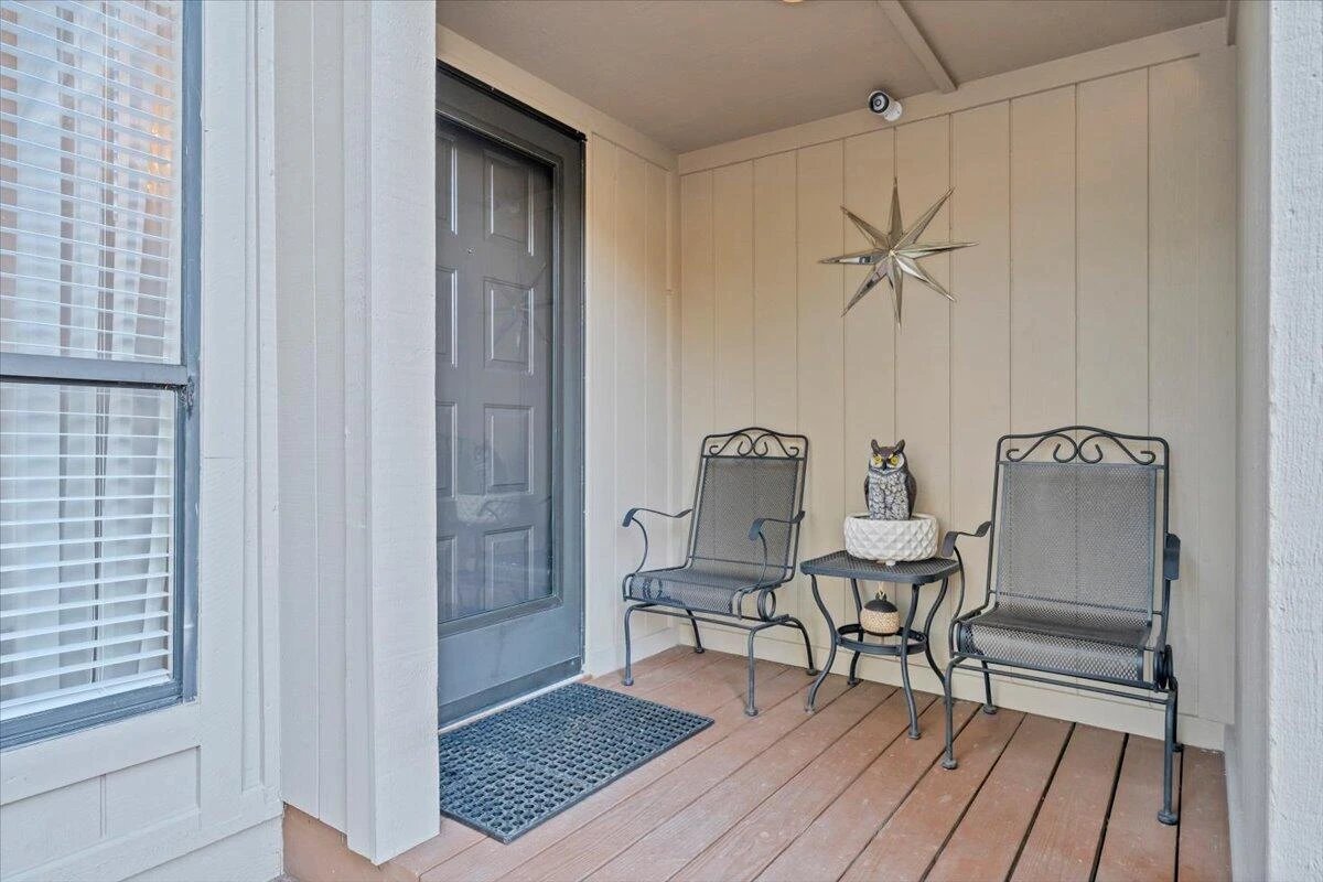 7239 Woods Crossing - Photo 6