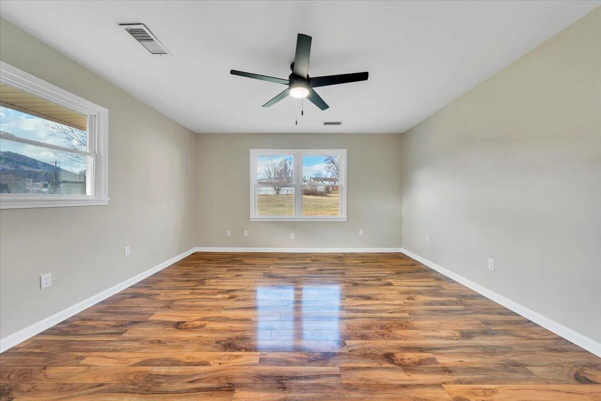 37 Springview CT - Photo 14