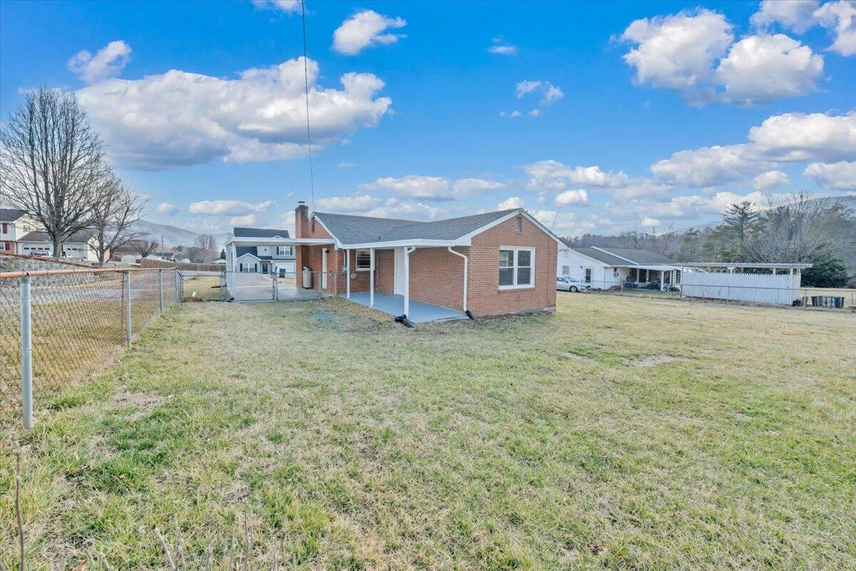 37 Springview CT - Photo 42