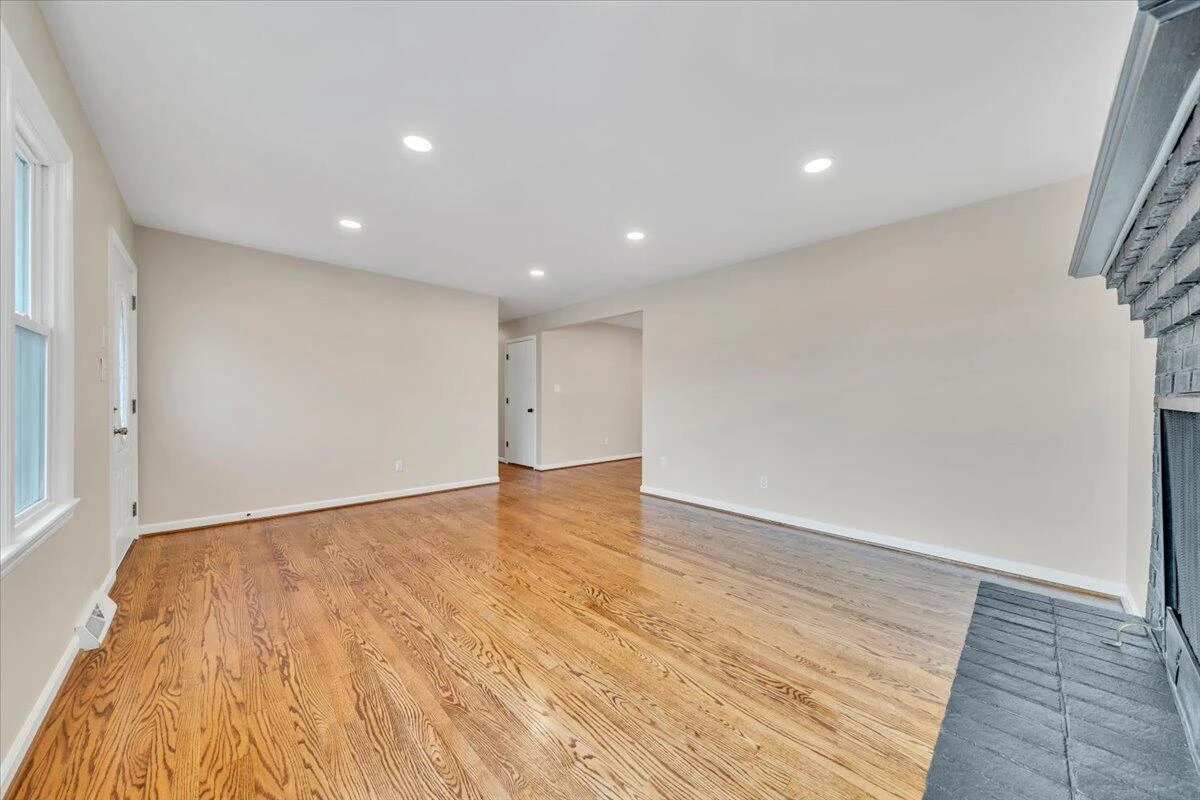 37 Springview CT - Photo 9