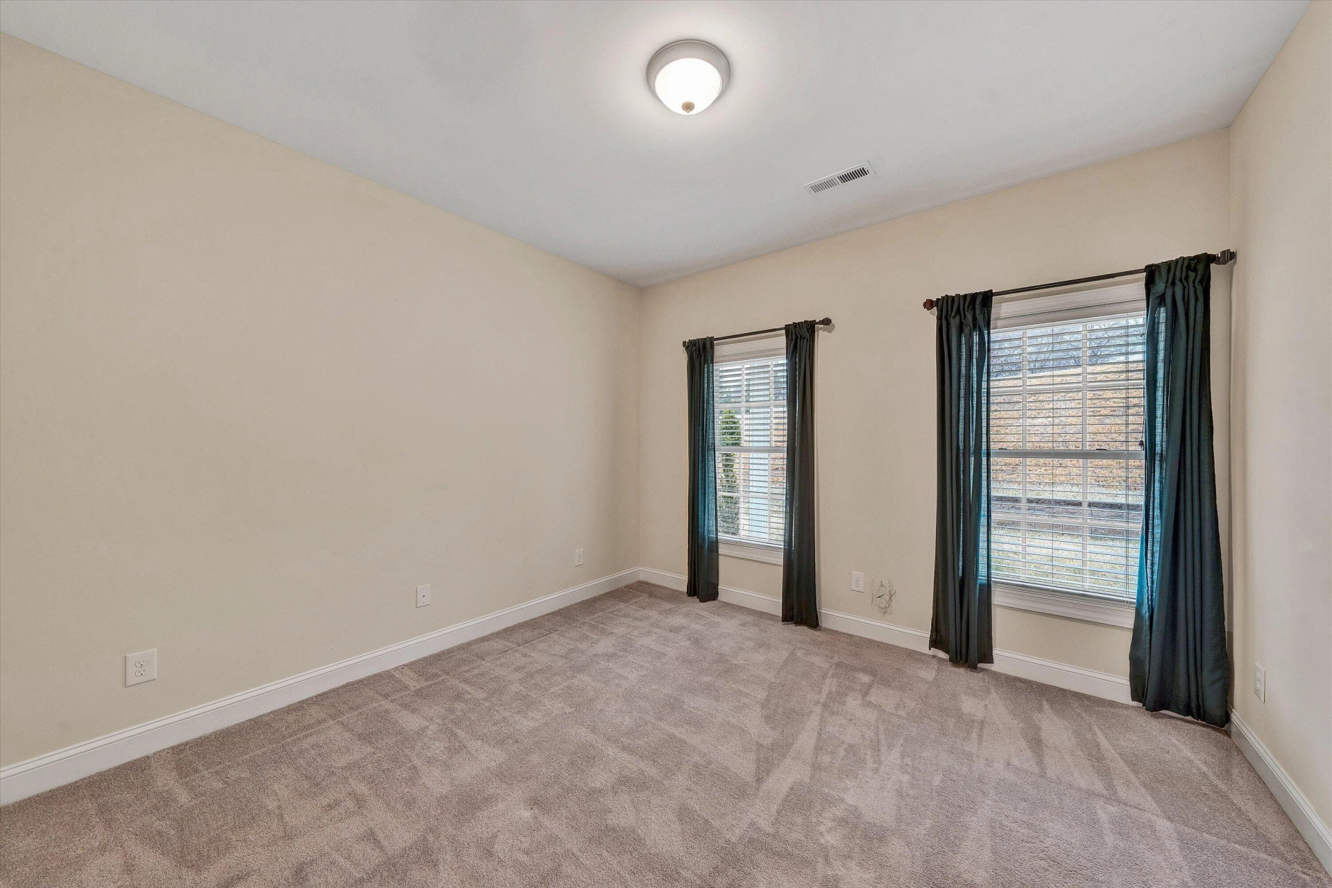 5671 Sullivan LN - Photo 27