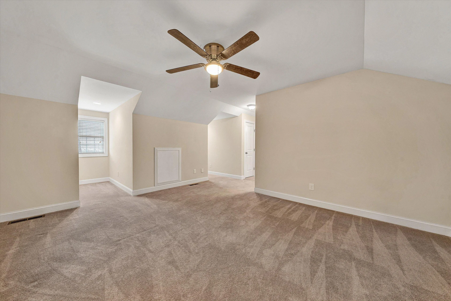 5671 Sullivan LN - Photo 31