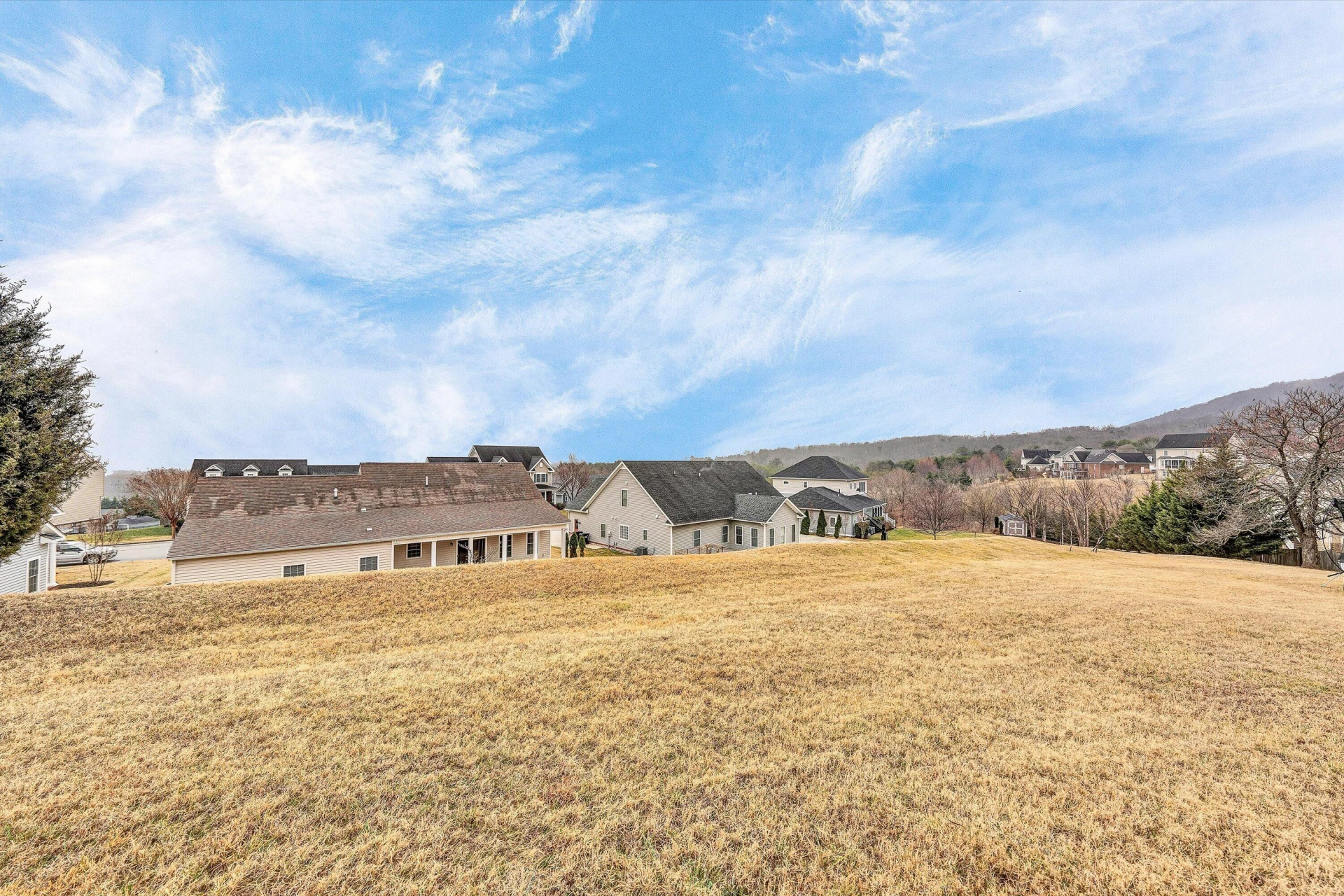 5671 Sullivan LN - Photo 41