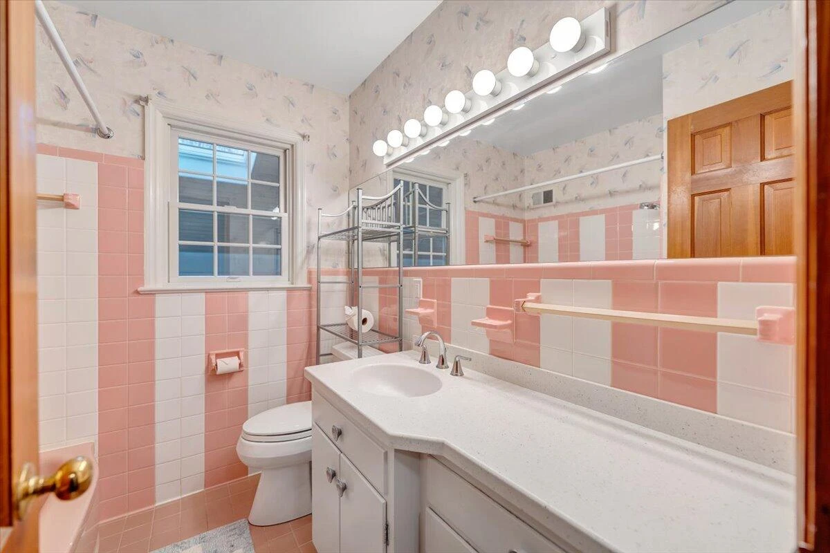 2612 Beverly BLVD SW - Photo 100