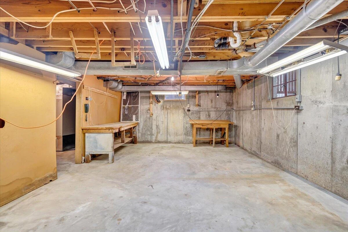 2612 Beverly BLVD SW - Photo 134