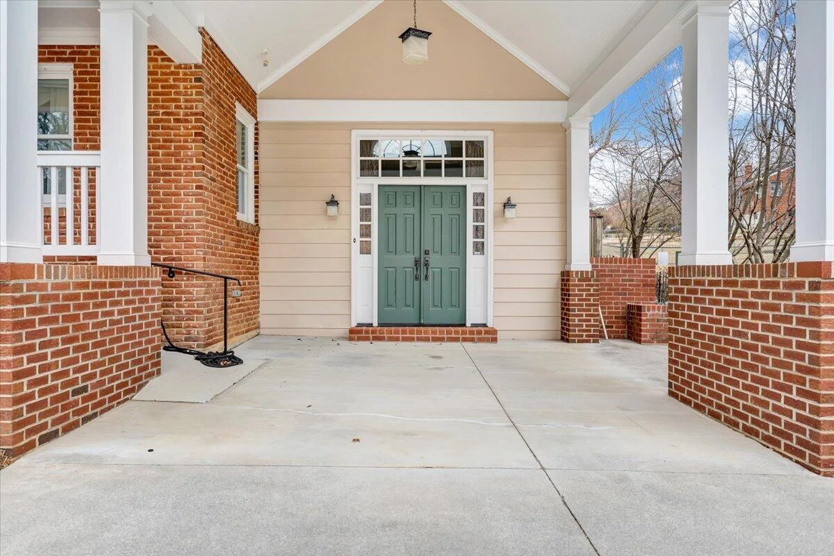 2612 Beverly BLVD SW - Photo 36