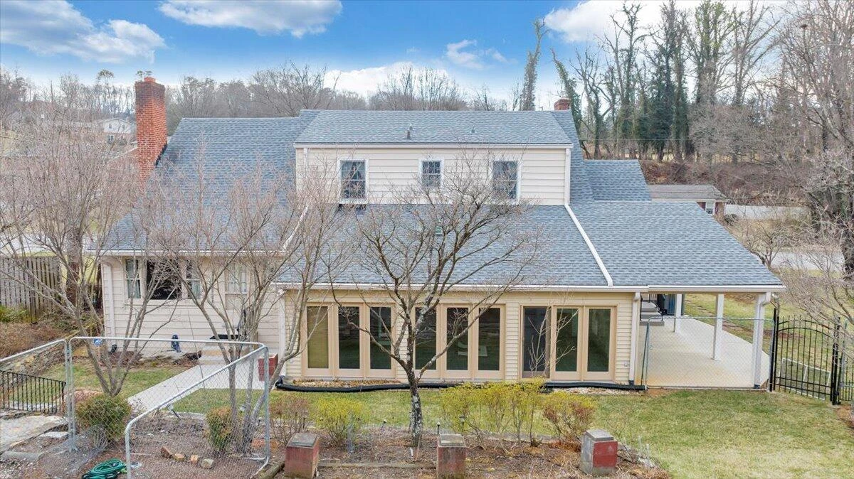 2612 Beverly BLVD SW - Photo 49