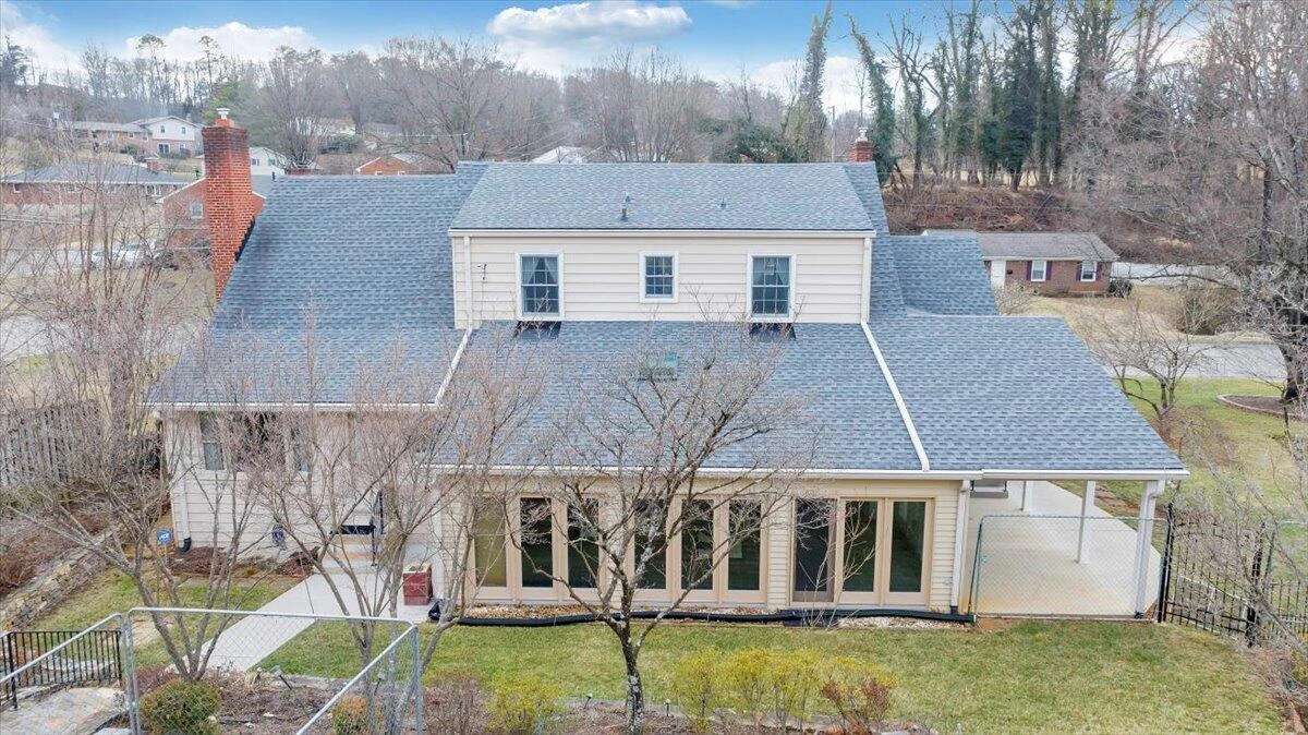 2612 Beverly BLVD SW - Photo 50