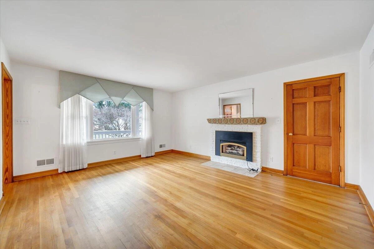 2612 Beverly BLVD SW - Photo 70