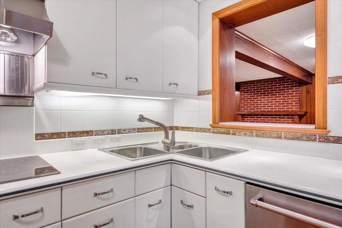 2612 Beverly BLVD SW - Photo 81