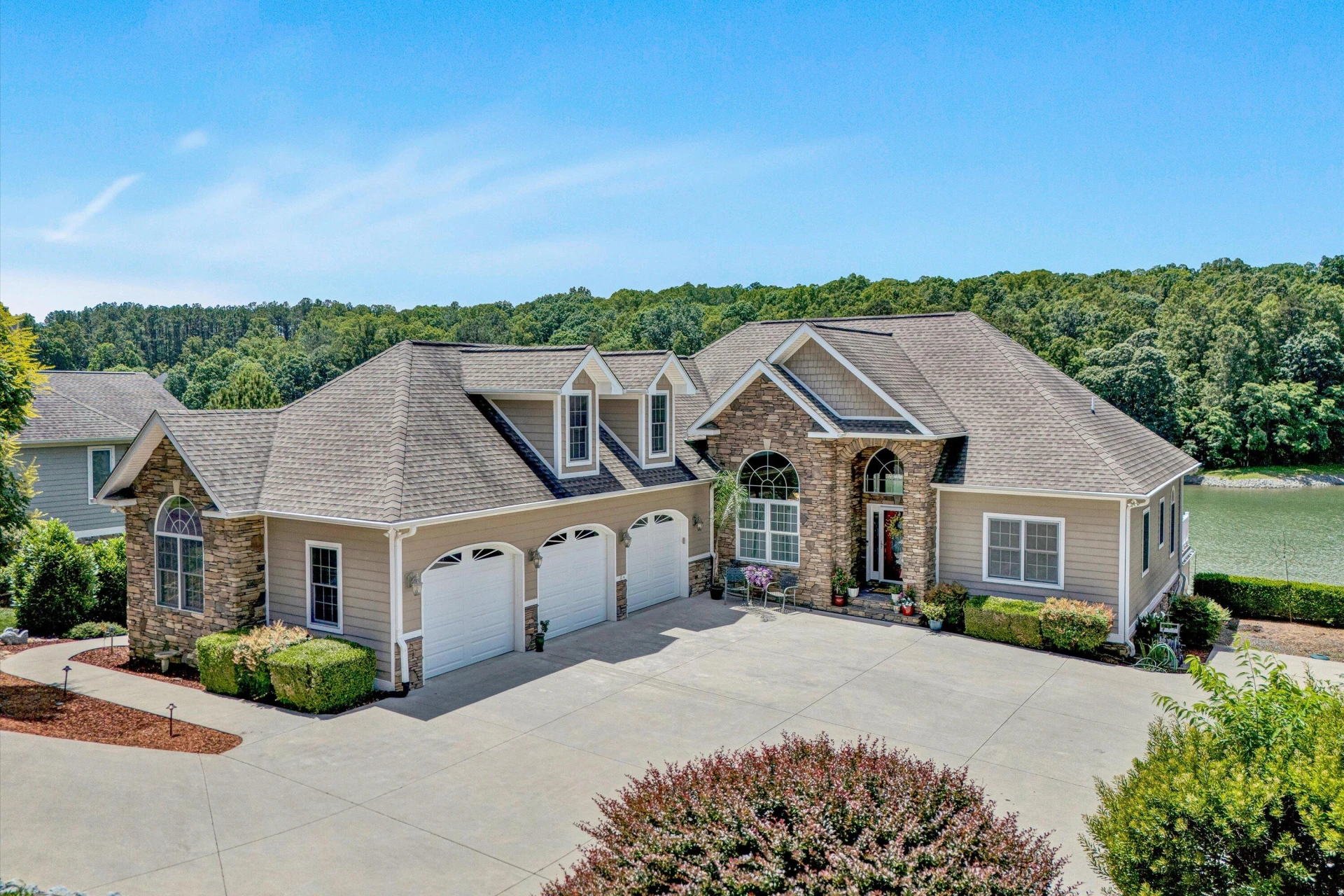 325 BULL RUN TRL - Photo 3