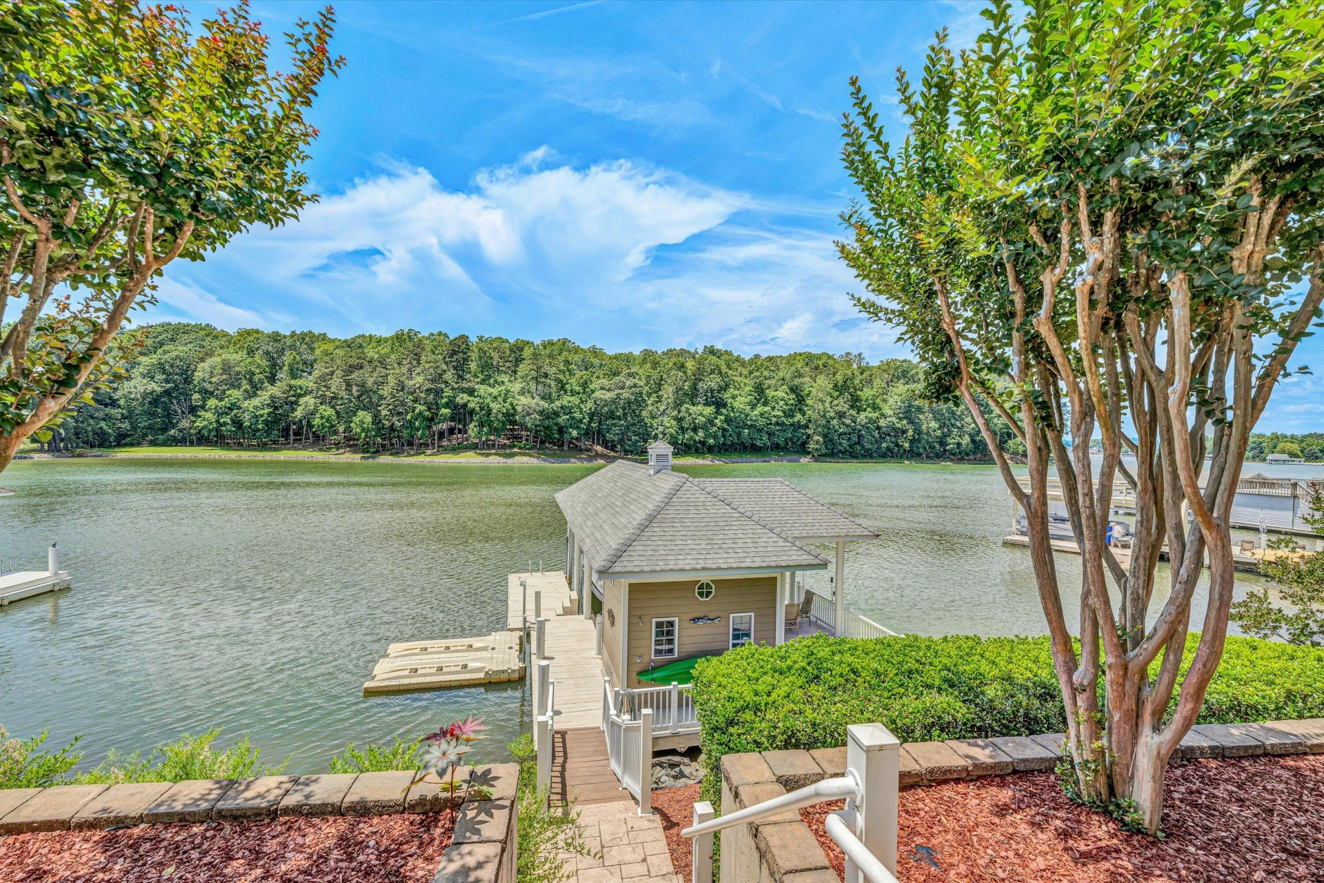 325 BULL RUN TRL - Photo 4