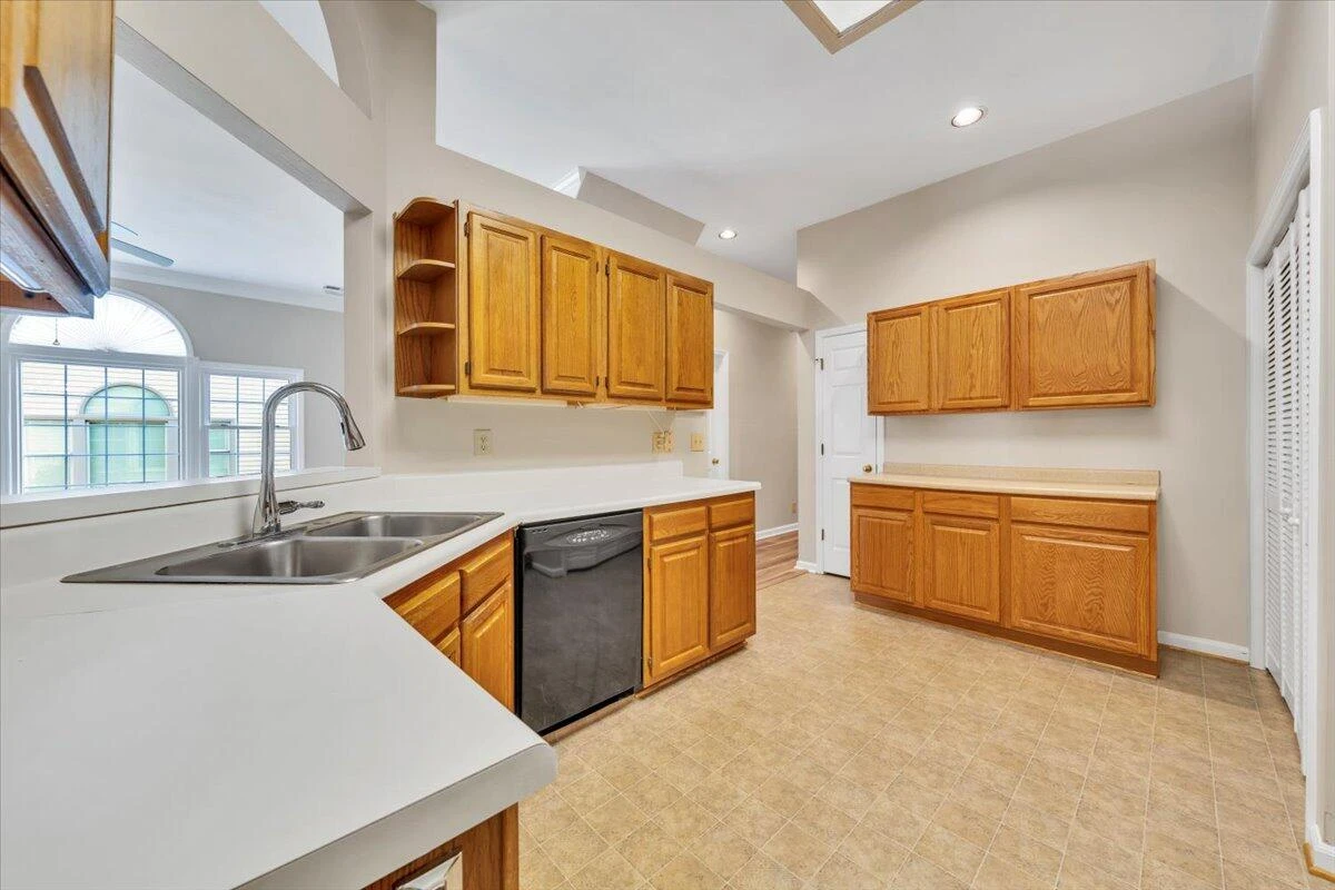 1980 Ashley LN - Photo 19