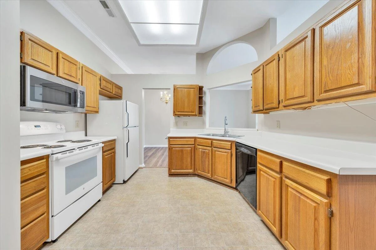 1980 Ashley LN - Photo 22
