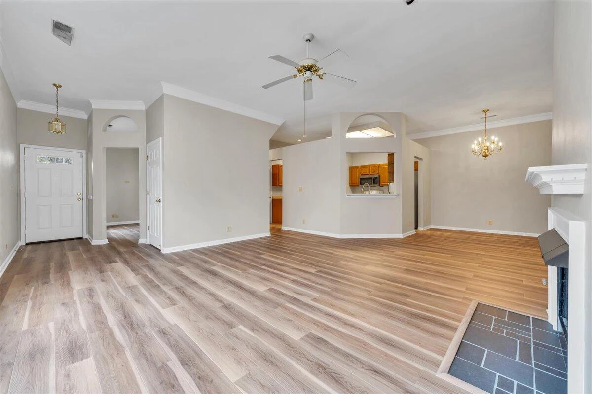 1980 Ashley LN - Photo 12
