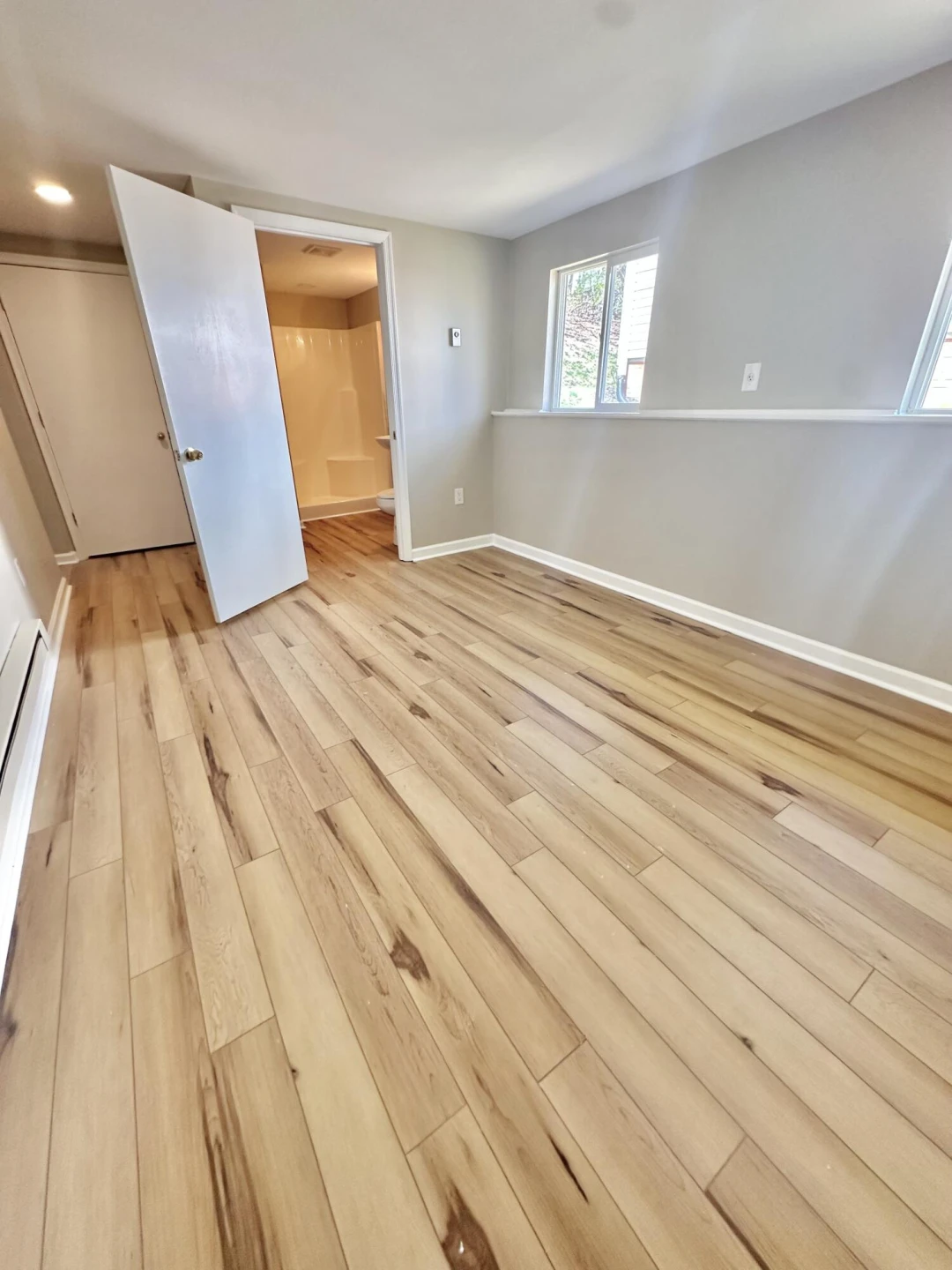105 Ridgewood CIR - Photo 20