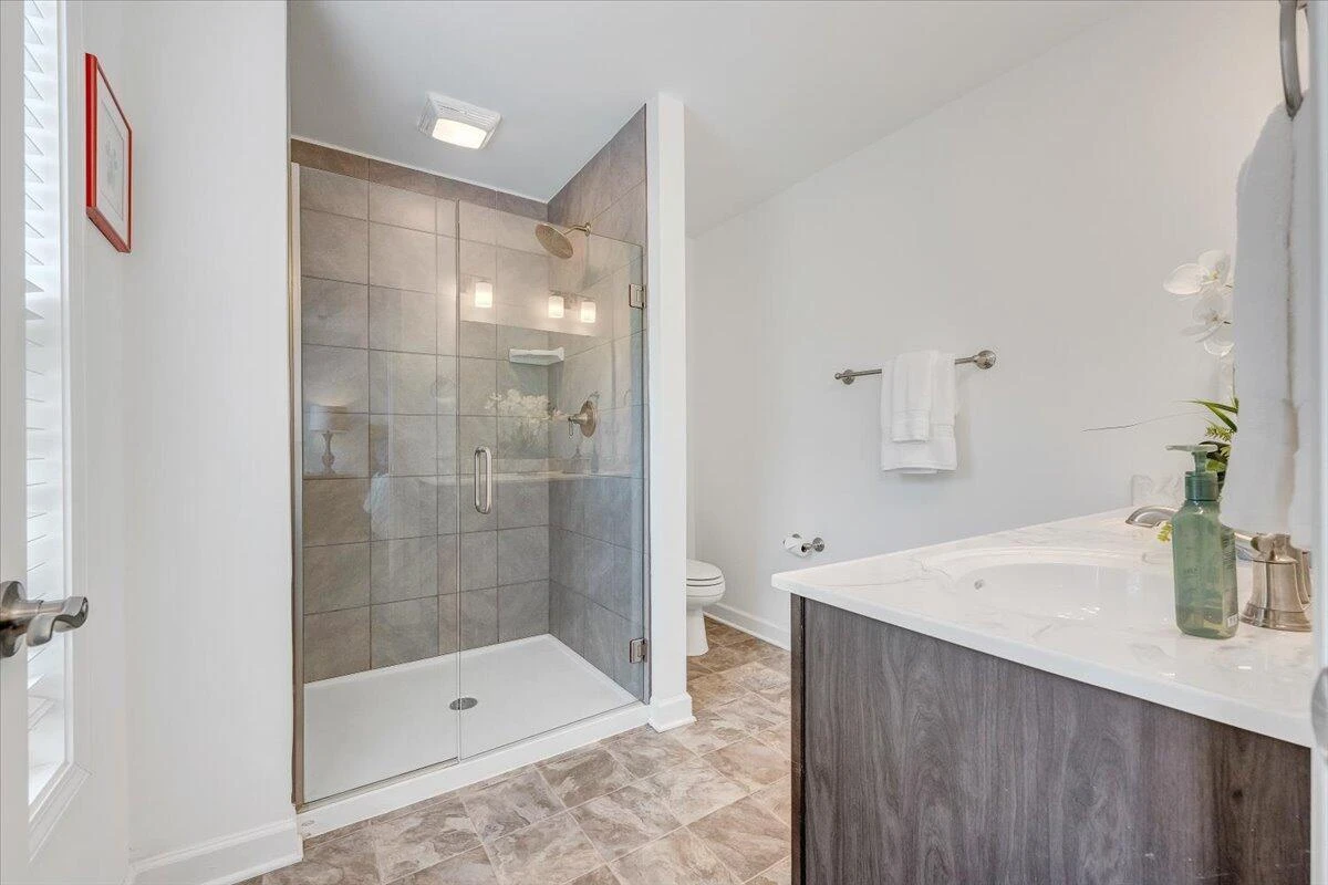 2130 Kings Walk DR NE - Photo 30