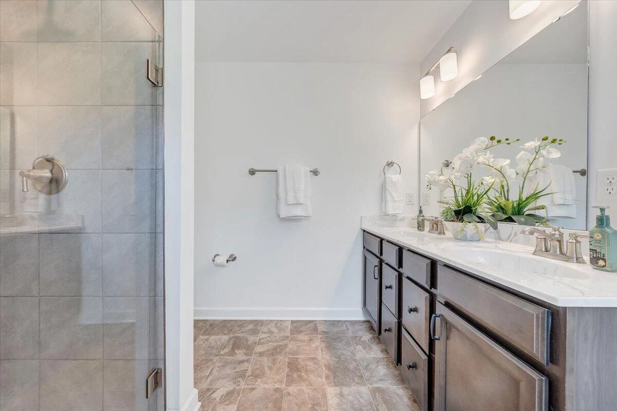 2130 Kings Walk DR NE - Photo 31