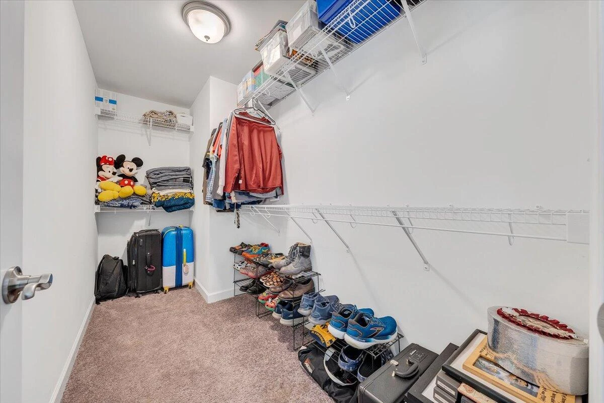 2130 Kings Walk DR NE - Photo 33