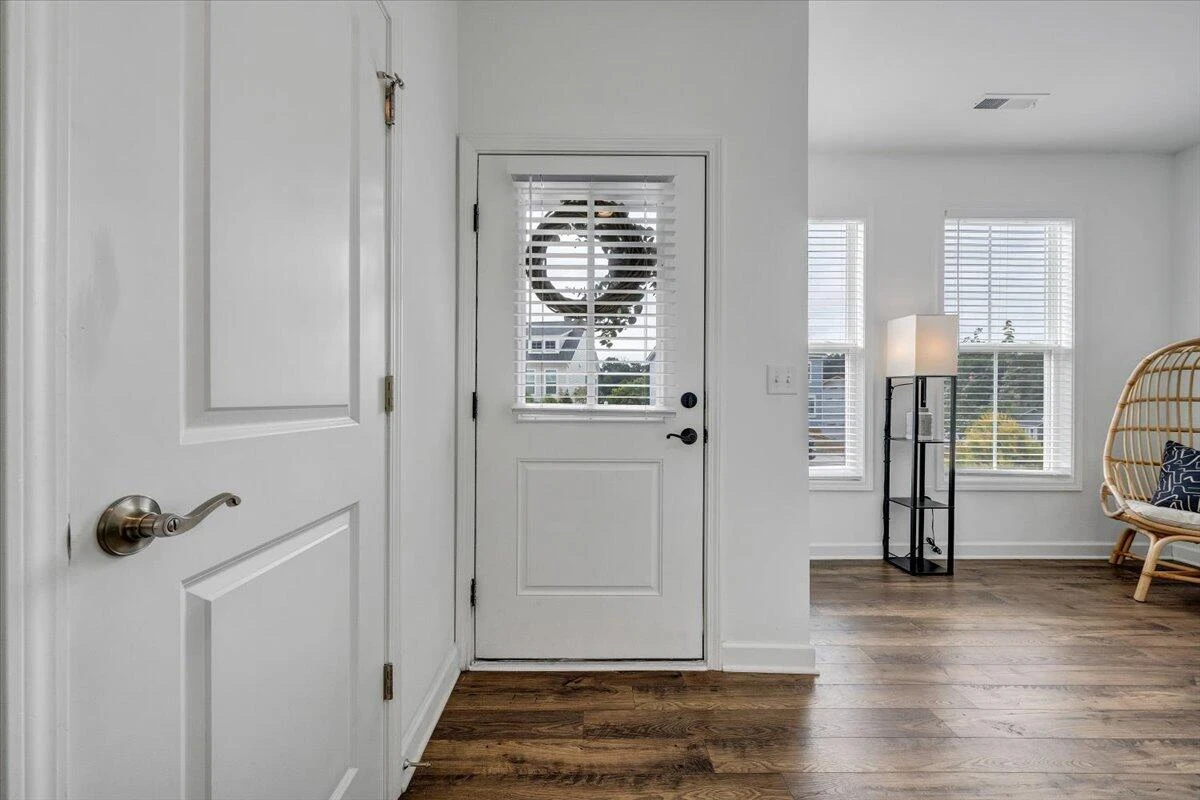 2130 Kings Walk DR NE - Photo 5