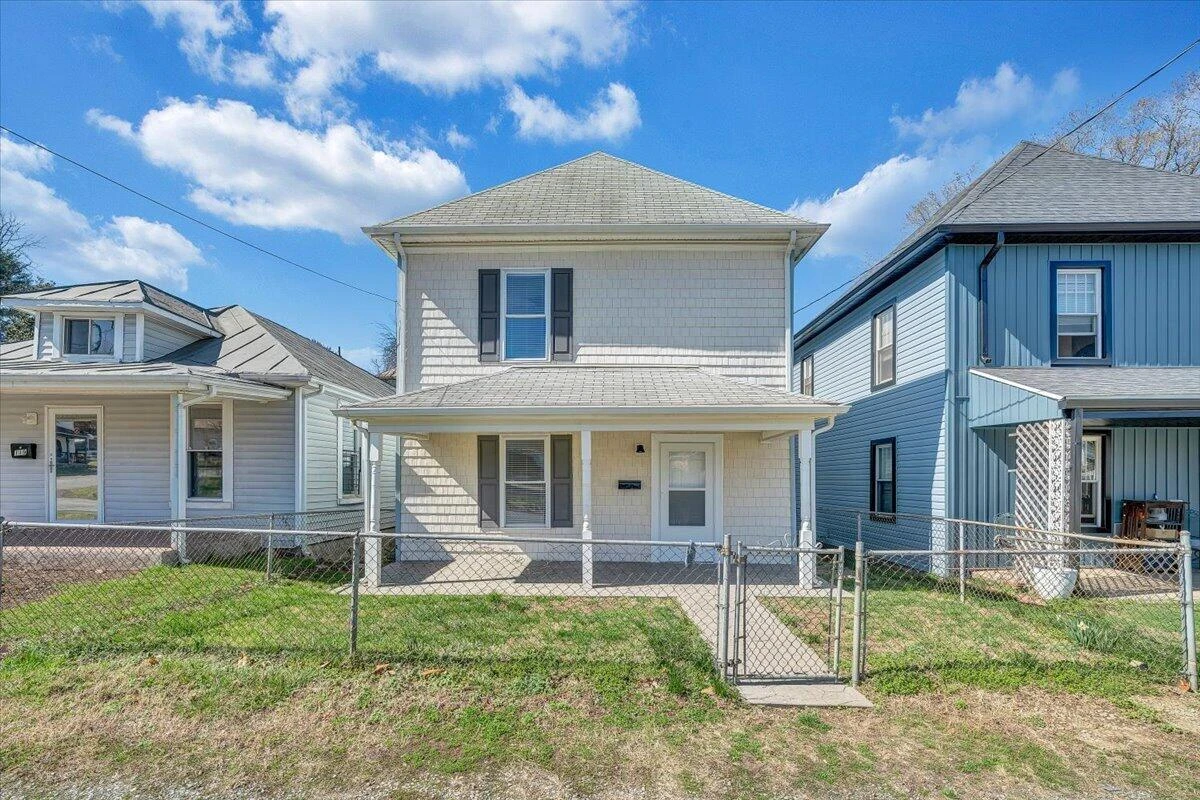 117 16th ST SE