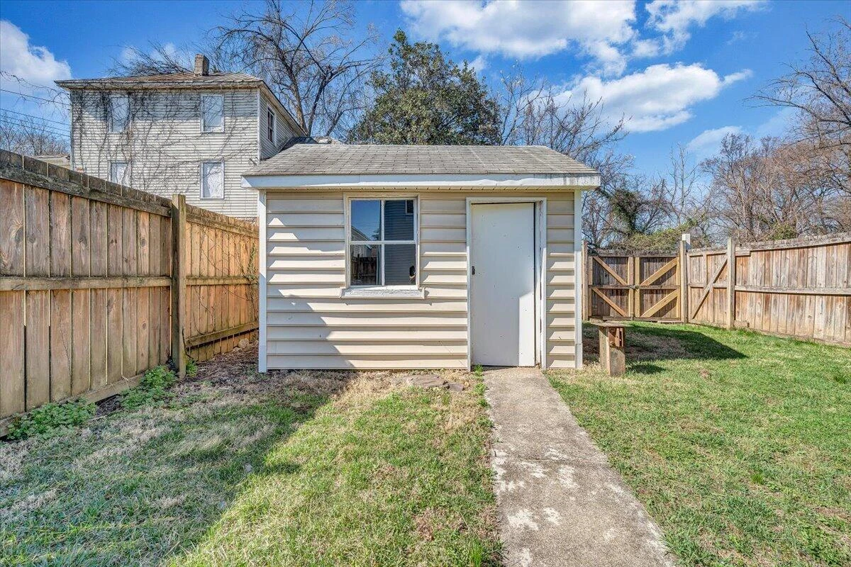117 16th ST SE - Photo 30