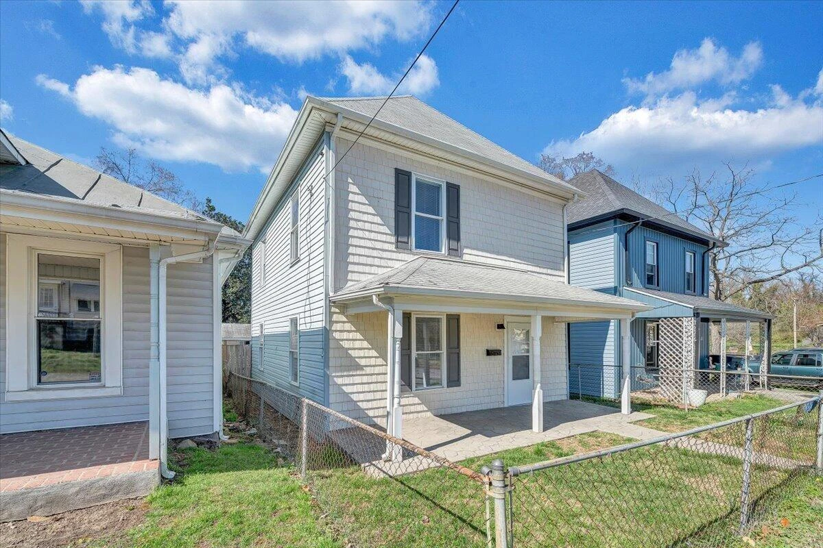 117 16th ST SE - Photo 37