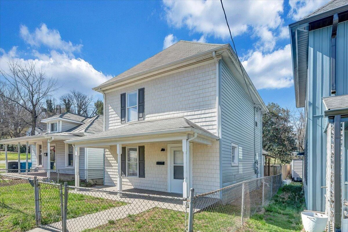 117 16th ST SE - Photo 39