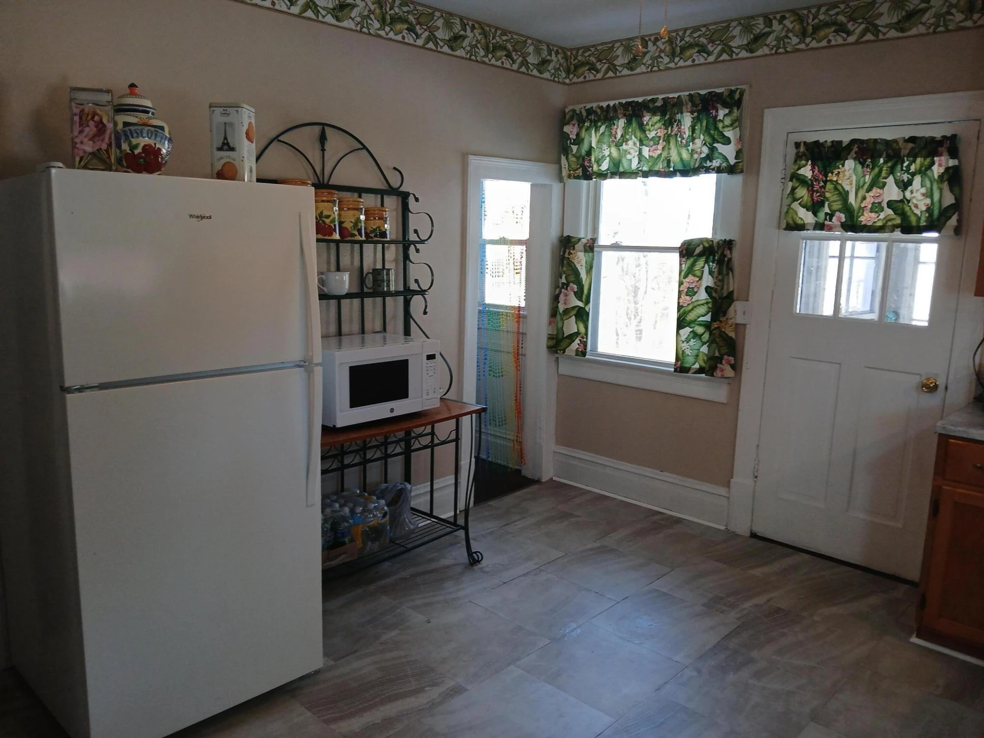 1003 Oakgrove AVE - Photo 10