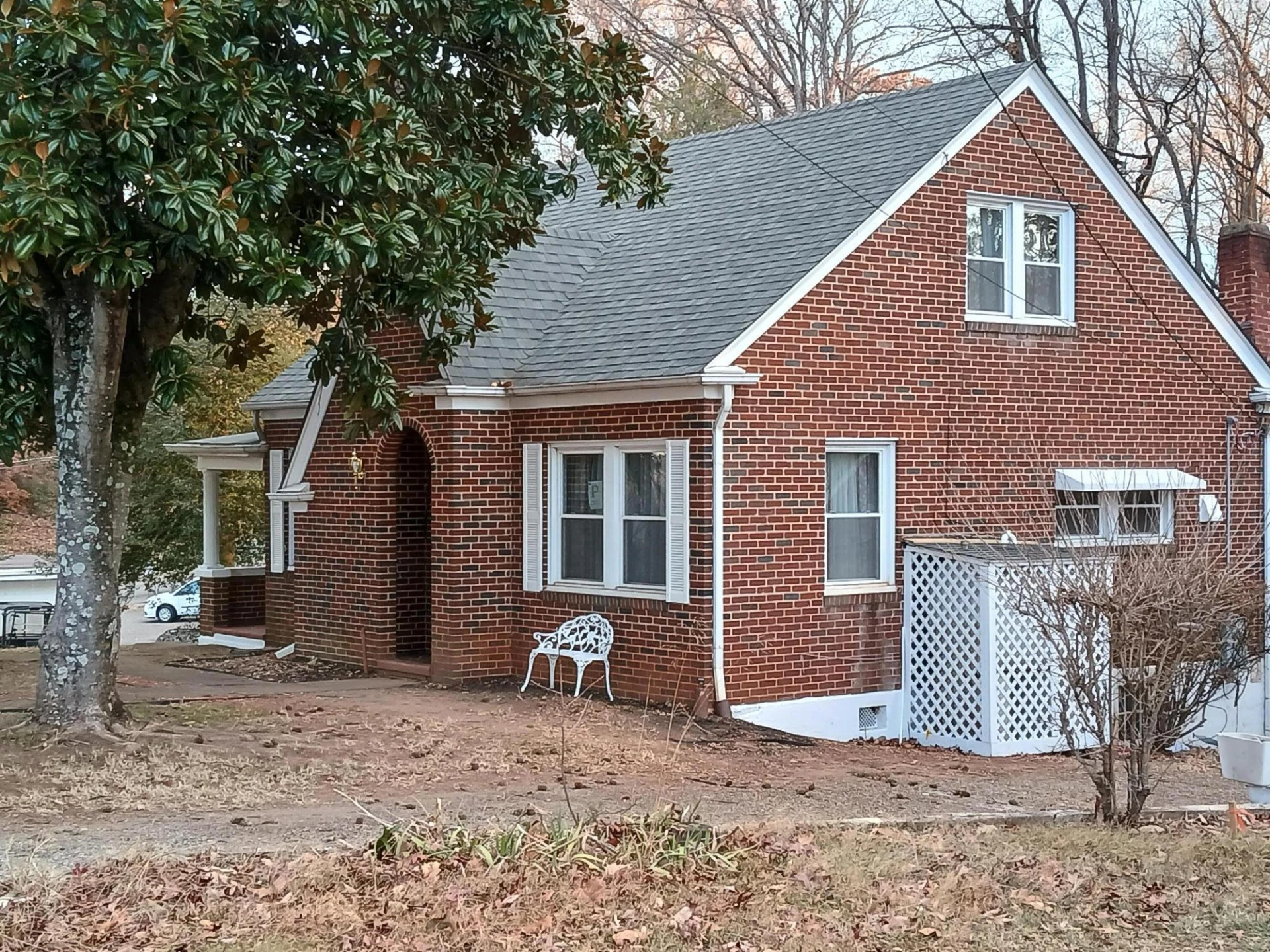 1003 Oakgrove AVE - Photo 3