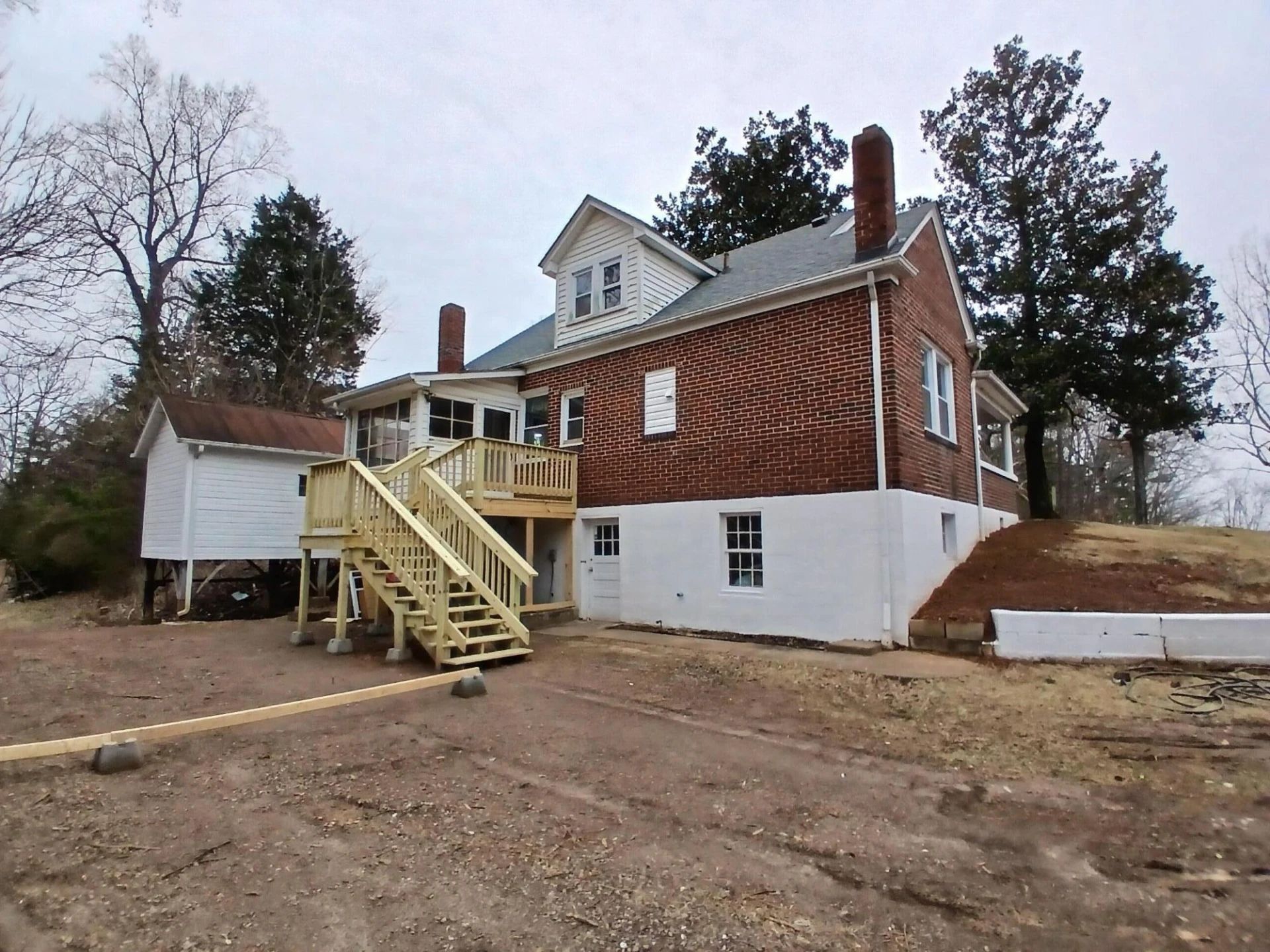 1003 Oakgrove AVE - Photo 4