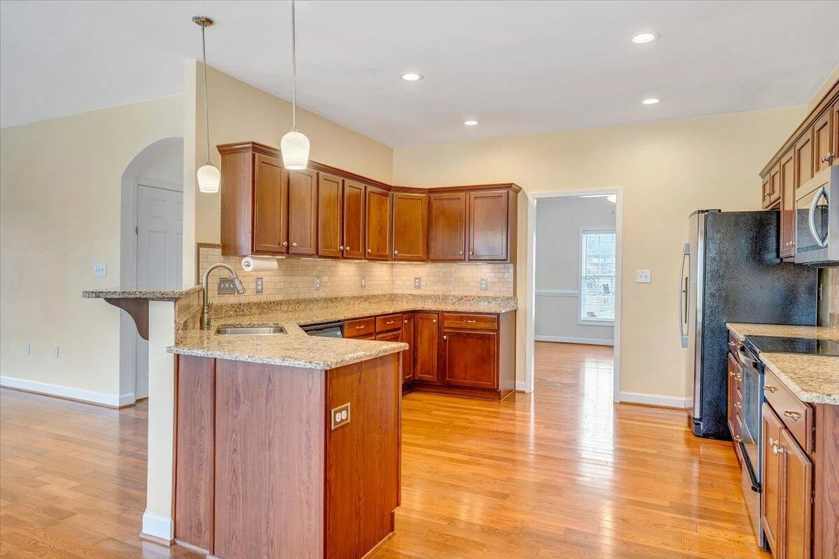 2324 Foxfield LN - Photo 16