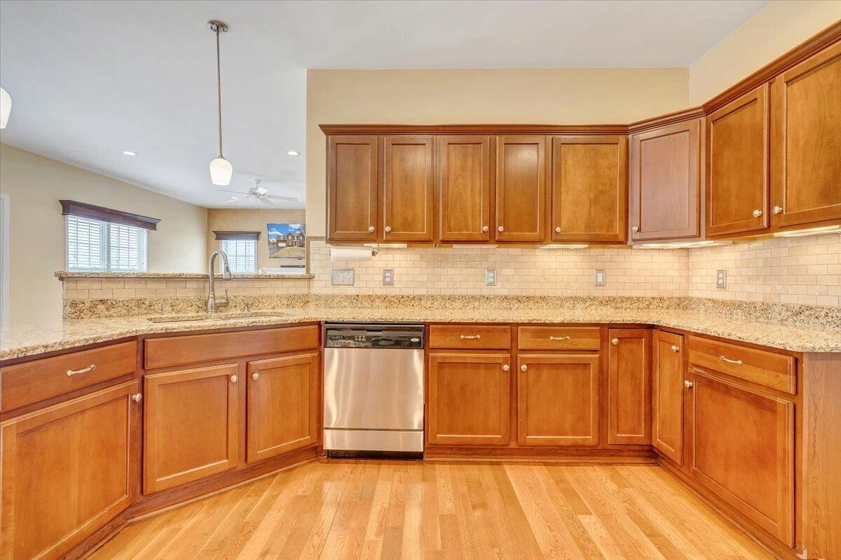 2324 Foxfield LN - Photo 19