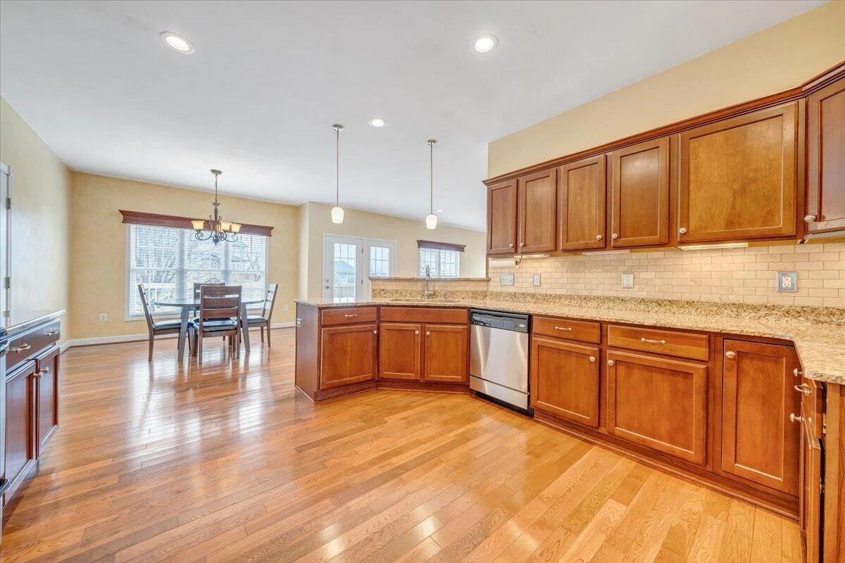 2324 Foxfield LN - Photo 23