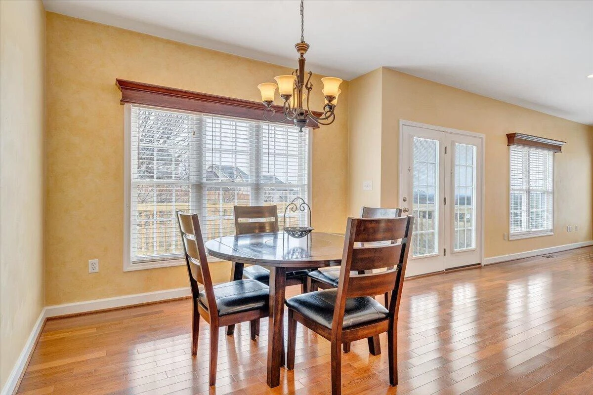 2324 Foxfield LN - Photo 25