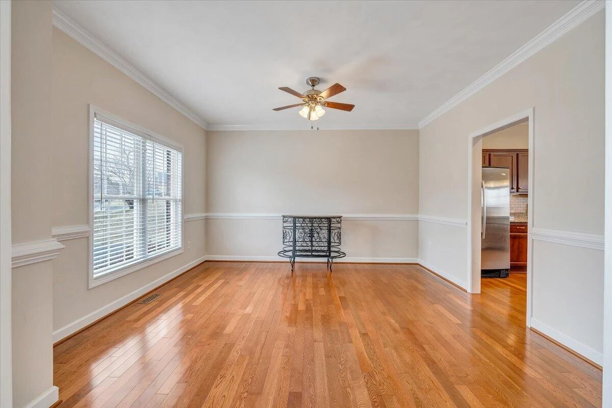2324 Foxfield LN - Photo 28