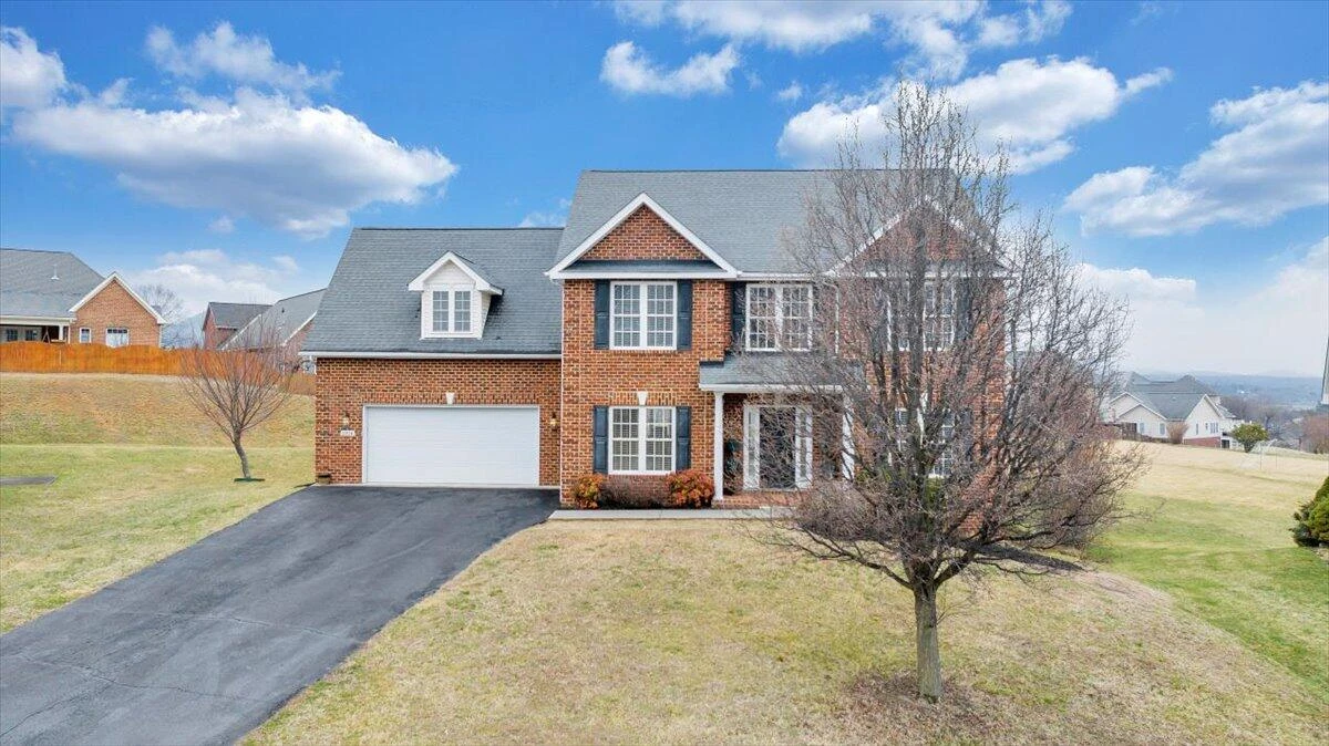 2324 Foxfield LN - Photo 3