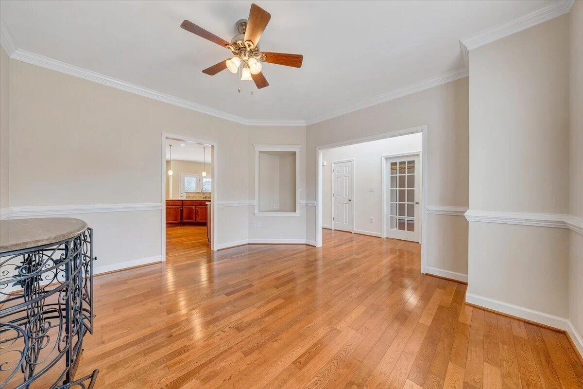 2324 Foxfield LN - Photo 31