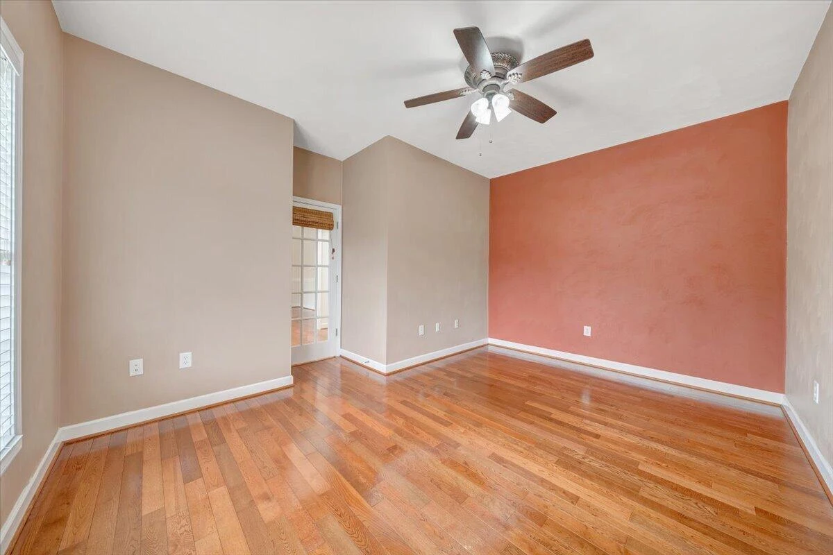 2324 Foxfield LN - Photo 34