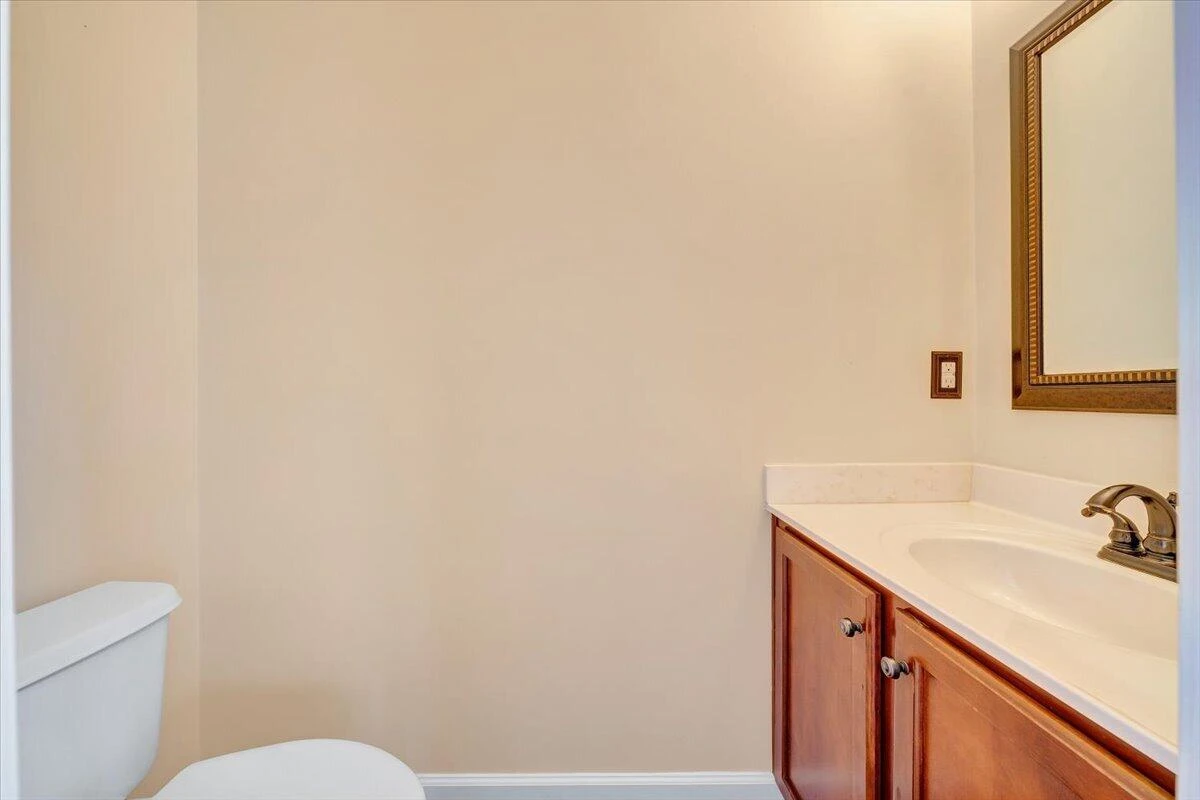 2324 Foxfield LN - Photo 35