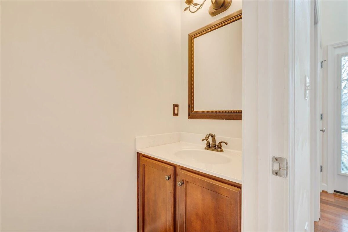 2324 Foxfield LN - Photo 36