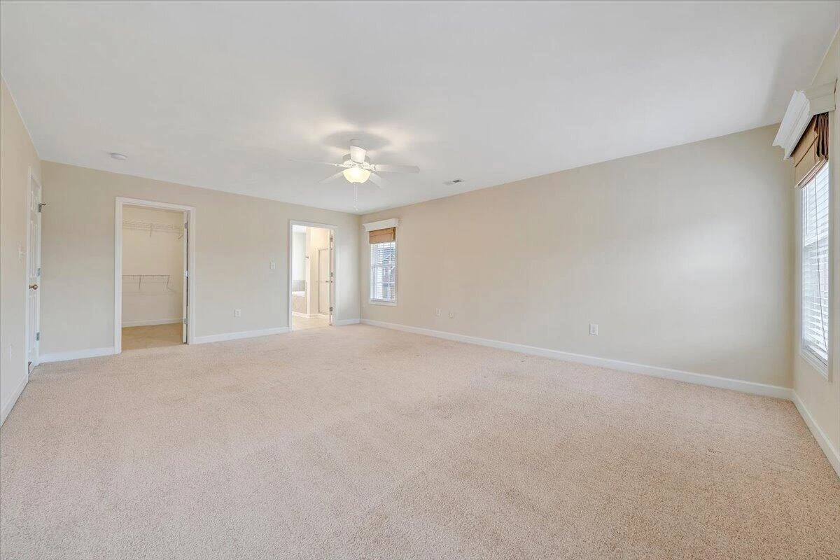 2324 Foxfield LN - Photo 43